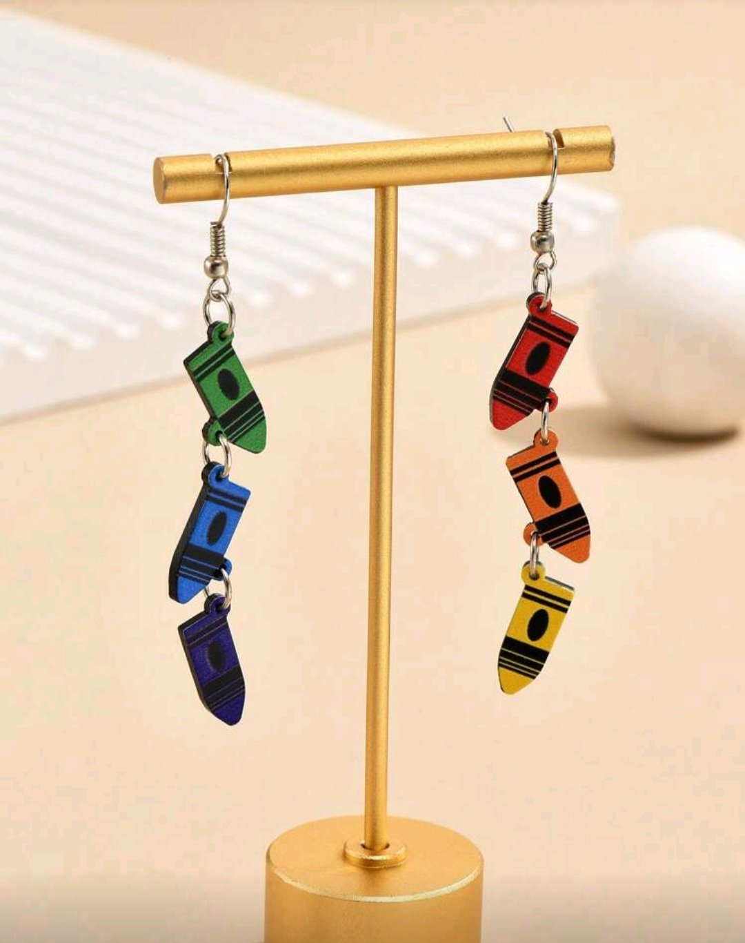 Classroom Lover Earrings (1 Pair) | style 1